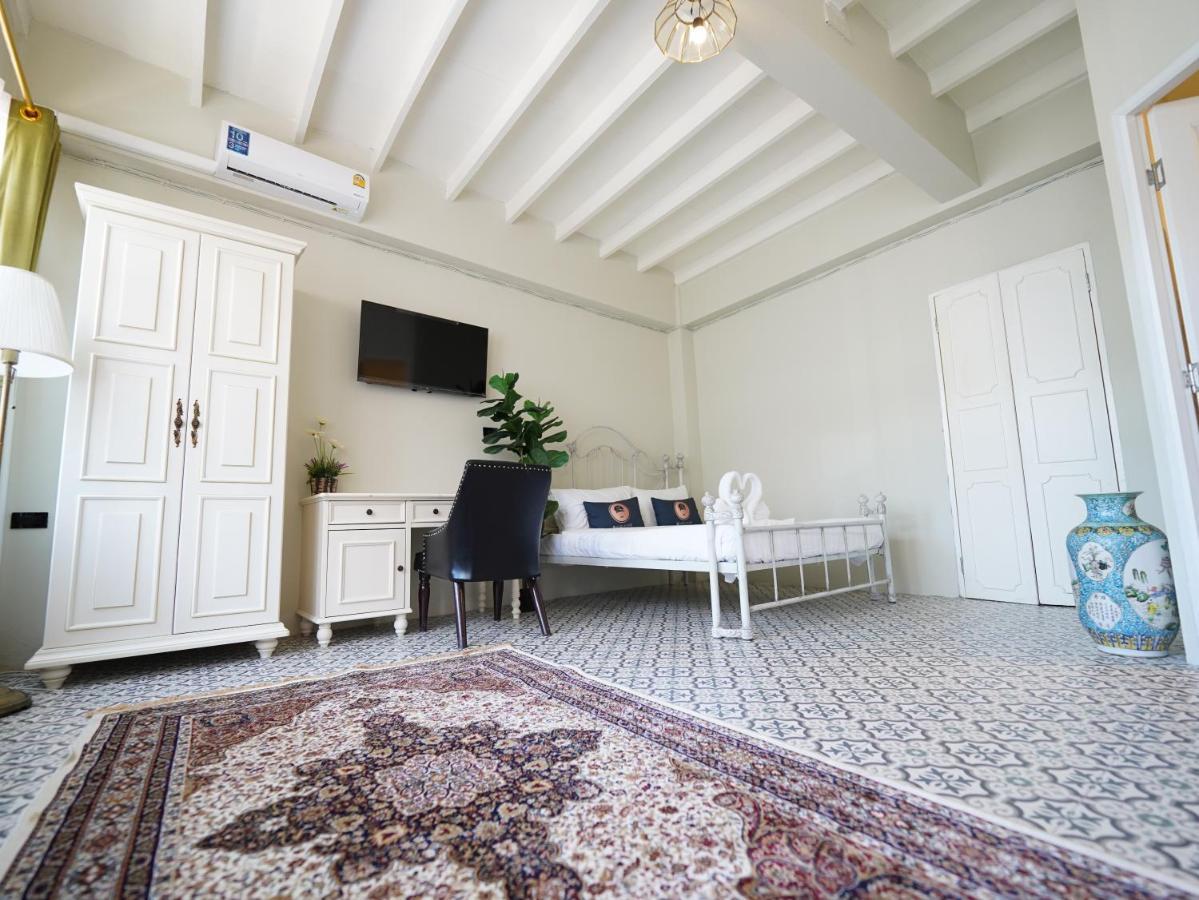 2499 Heritage Chinatown Bangkok Hotel By Roomquest Esterno foto