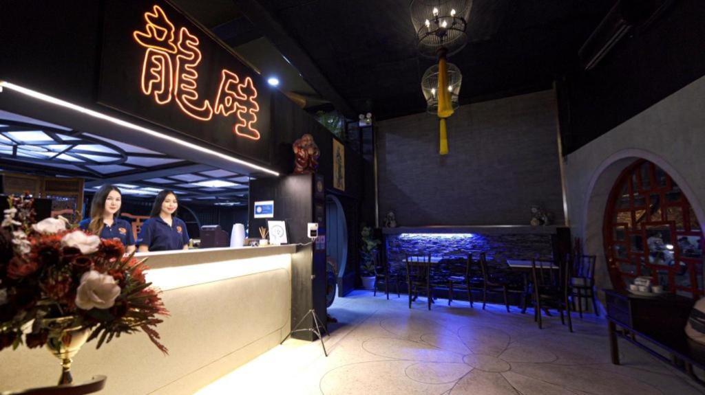 2499 Heritage Chinatown Bangkok Hotel By Roomquest Esterno foto