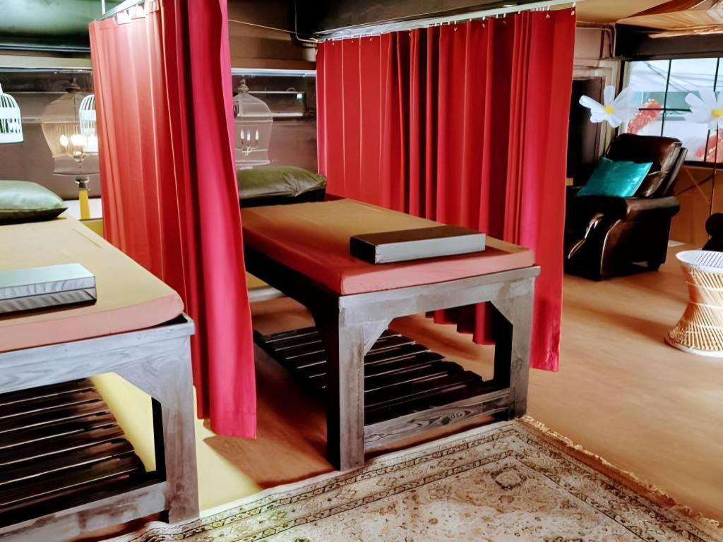 2499 Heritage Chinatown Bangkok Hotel By Roomquest Esterno foto