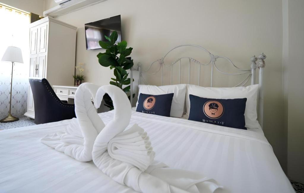 2499 Heritage Chinatown Bangkok Hotel By Roomquest Esterno foto