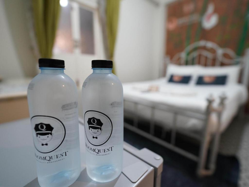 2499 Heritage Chinatown Bangkok Hotel By Roomquest Esterno foto