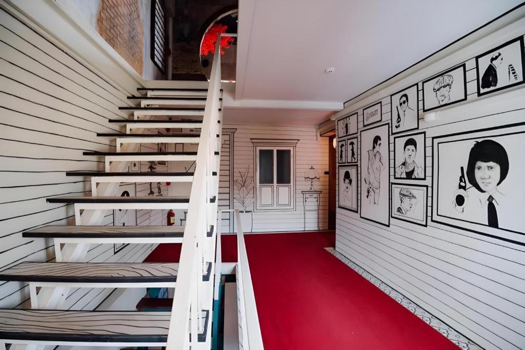 2499 Heritage Chinatown Bangkok Hotel By Roomquest Esterno foto